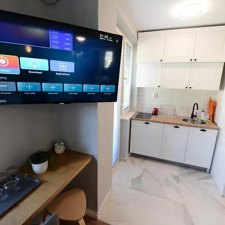 Arch Apartment